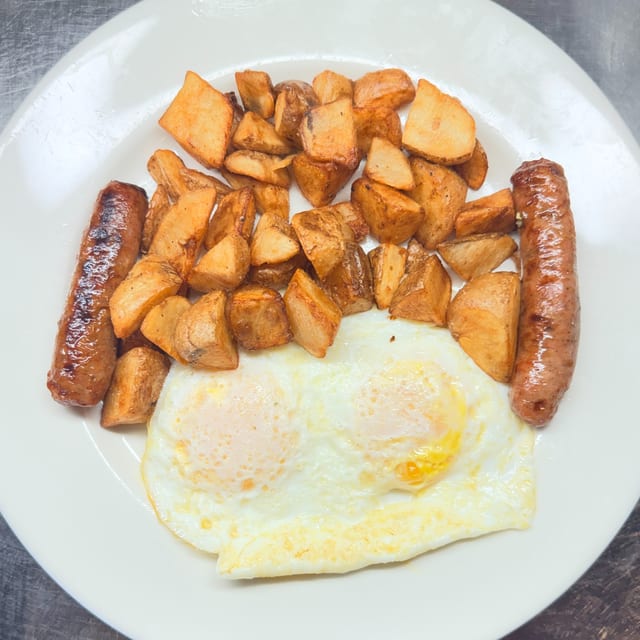 Apple Chicken Sausage & Eggs.